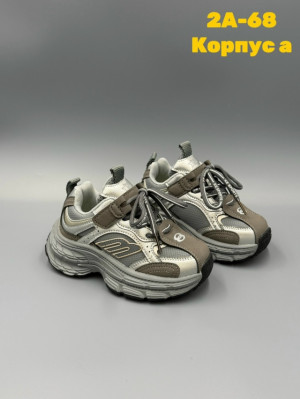 Кроссовки #23267570