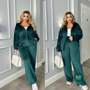 Спортивный костюм #23273815