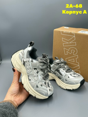 Кроссовки #23285877