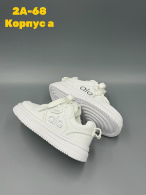 Кроссовки #23299948