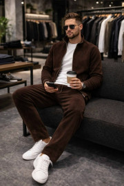 Спортивный костюм