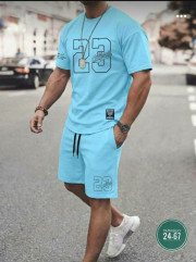 Спортивный костюм