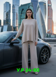 Костюм