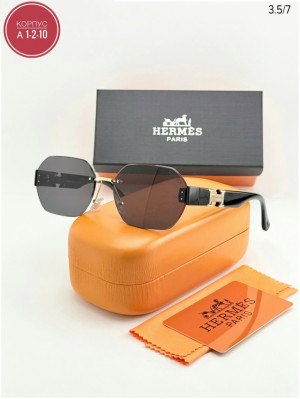 Солнцезащитные очки #23319454