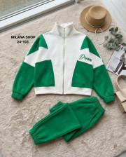 Спортивный костюм