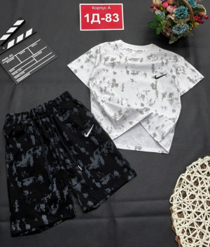 Костюм #23325435