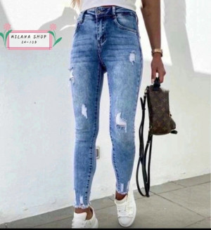 Джинсы #23326012