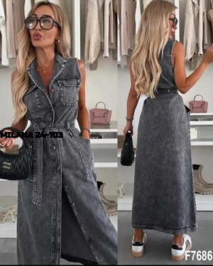 Джинсы #23333602