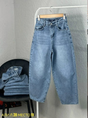 Джинсы