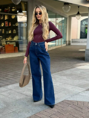 Джинсы #23339316