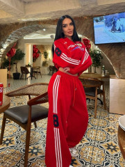 Спортивный костюм