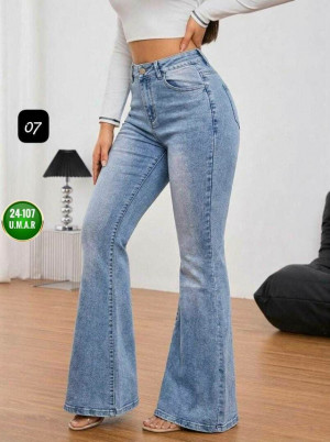 Джинсы #23414676