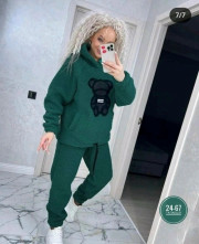 Спортивный костюм