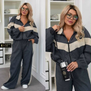 Костюм