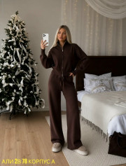 Костюм