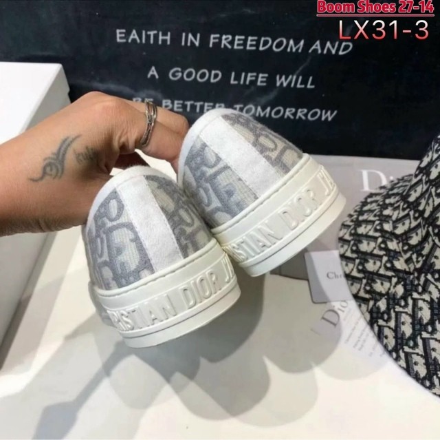 Кроссовки