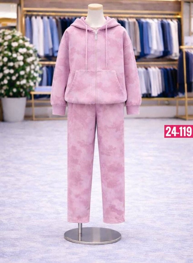 Спортивный костюм
