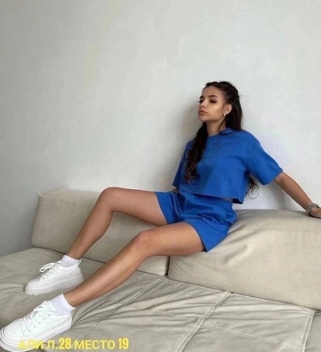 Спортивный костюм 22903832