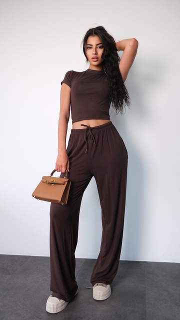 Спортивный костюм 22904162