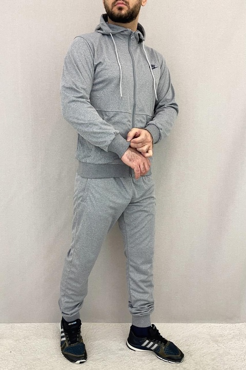 Спортивный костюм 22906925