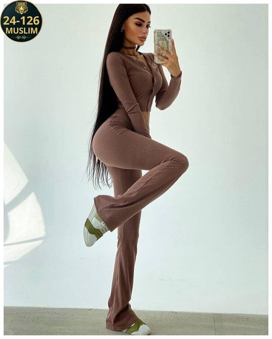 Спортивный костюм 22906589