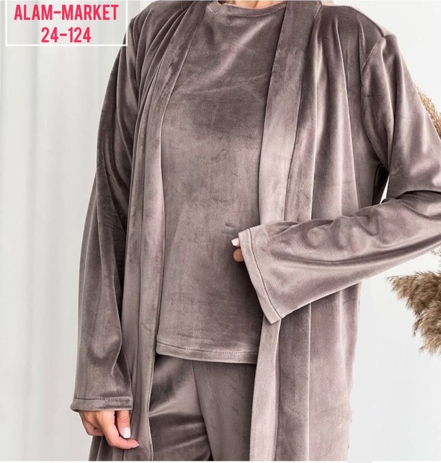 Спортивный костюм 22908287