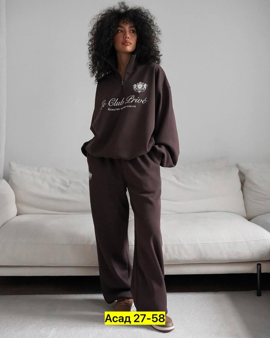 Спортивный костюм 22909672