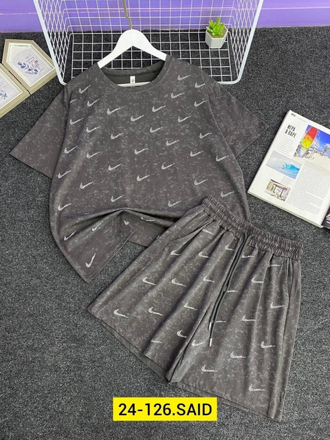 Спортивный костюм 22911514