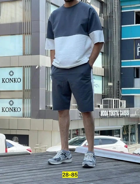 Спортивный костюм 22910915