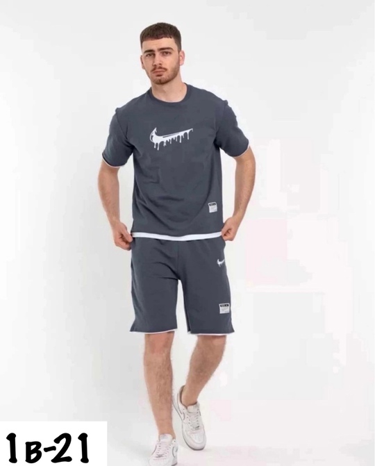 Спортивный костюм 22912042