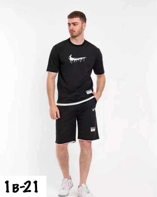 Спортивный костюм 22912042