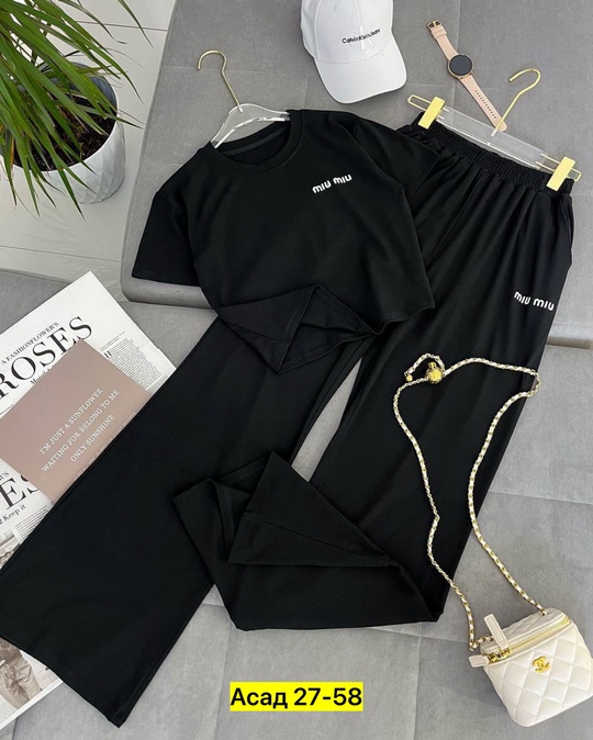 Спортивный костюм 22915843