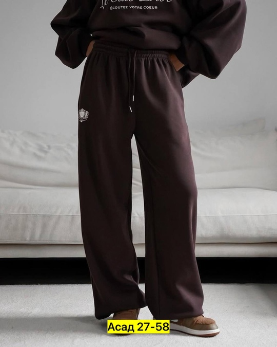 Спортивный костюм 22916929