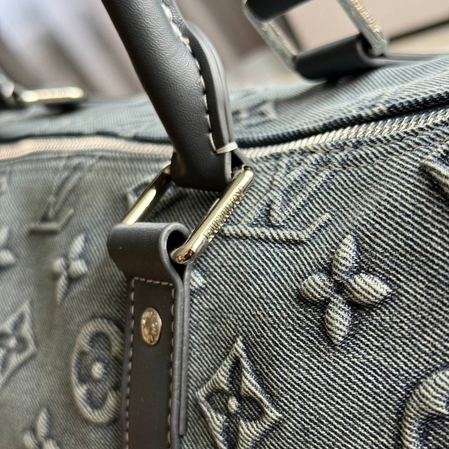 Джинсы 22917163