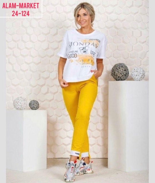 Спортивный костюм 22920257