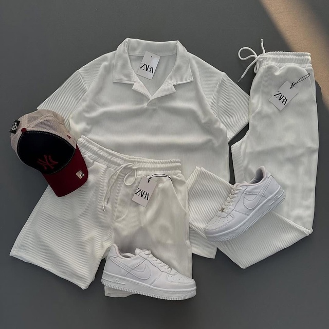 Спортивный костюм 22920119