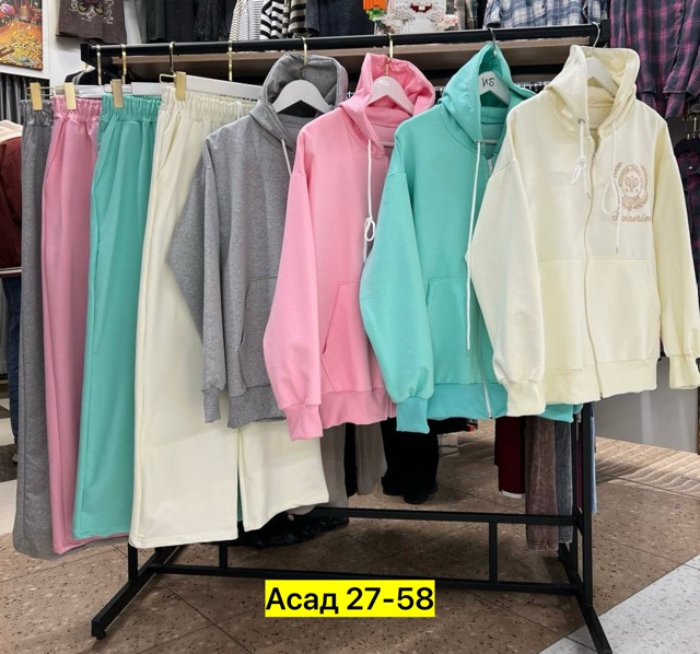 Спортивный костюм 22922320