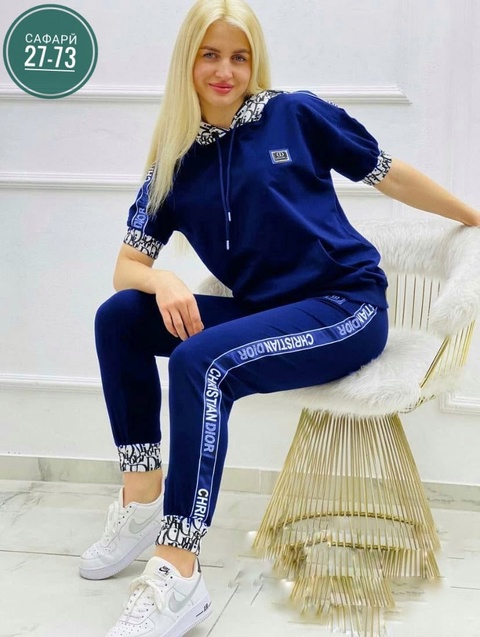 Спортивный костюм 22927156