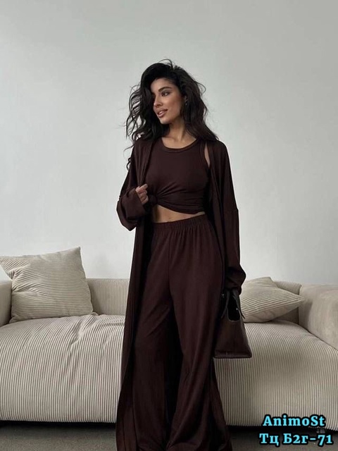 Спортивный костюм 22927733