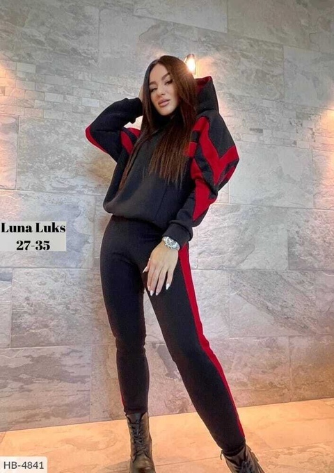 Спортивный костюм 22928593