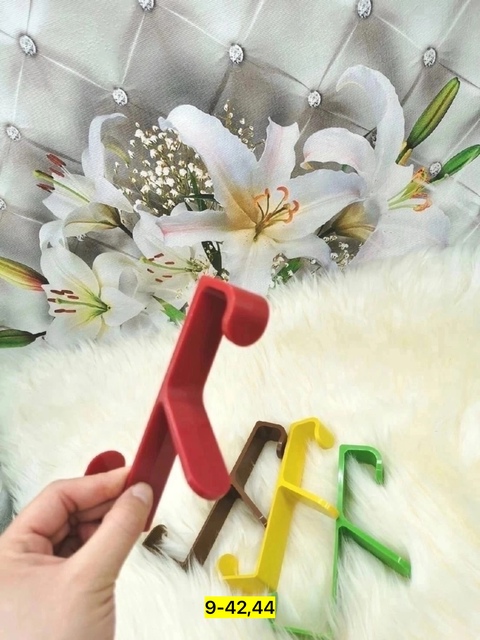 Вешалка 22930529