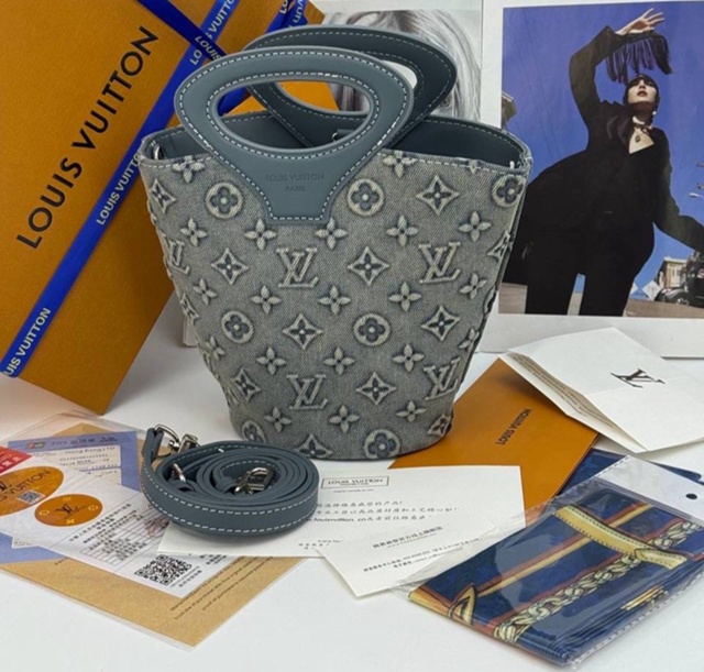 Джинсы 22930992