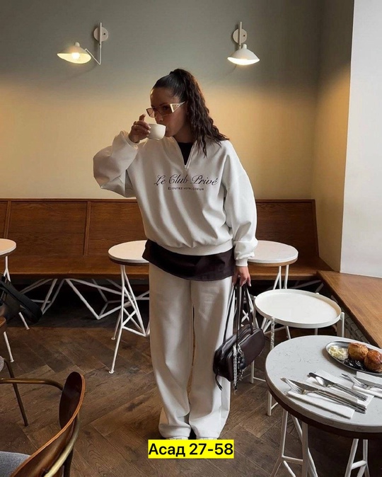 Спортивный костюм 22935858