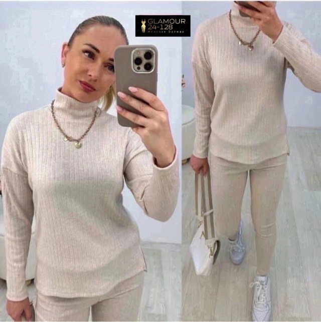 Спортивный костюм 22942052