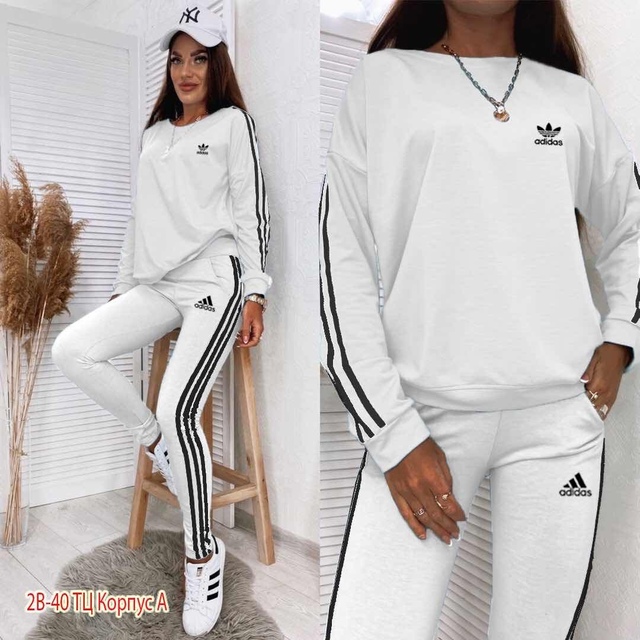 Спортивный костюм 22944056