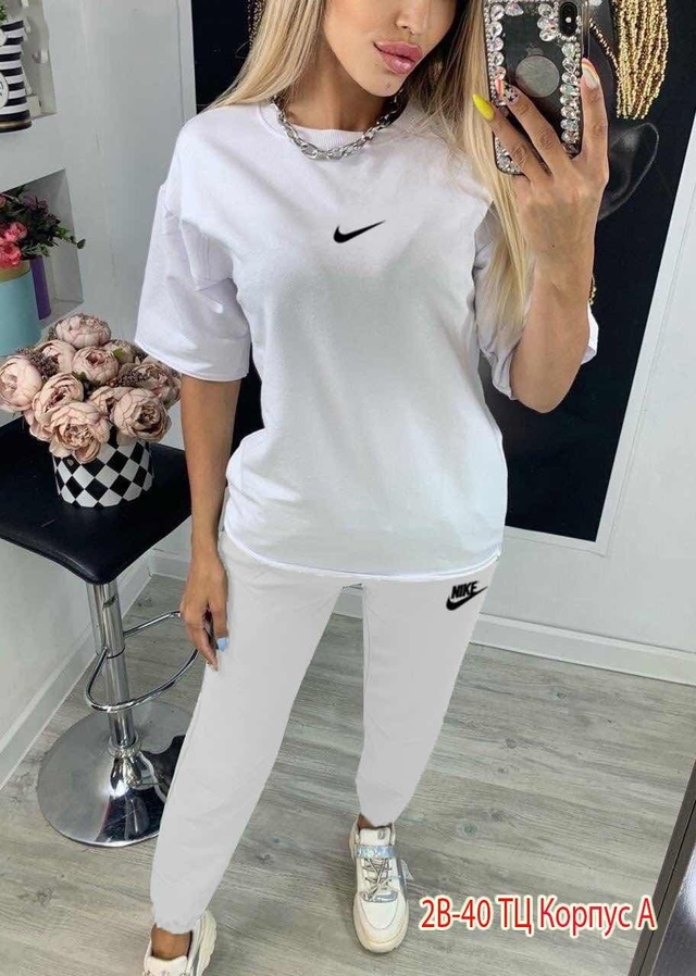 Спортивный костюм 22943677