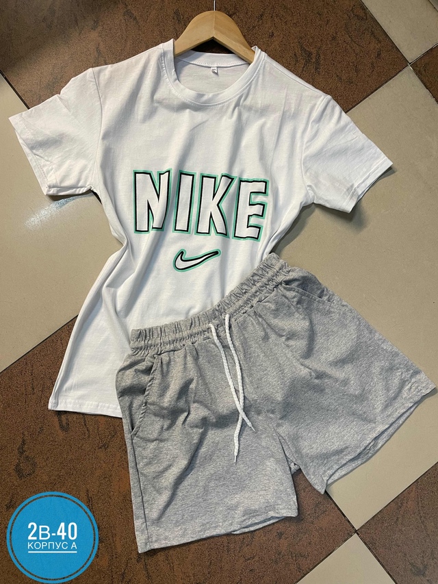 Спортивный костюм 22944045