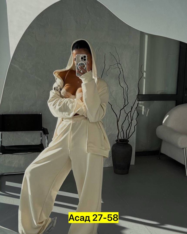 Спортивный костюм 22944089