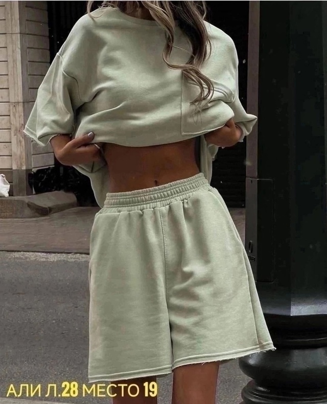 Спортивный костюм 22947070