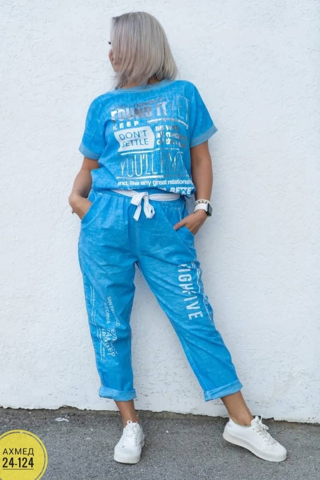 Спортивный костюм 22947473